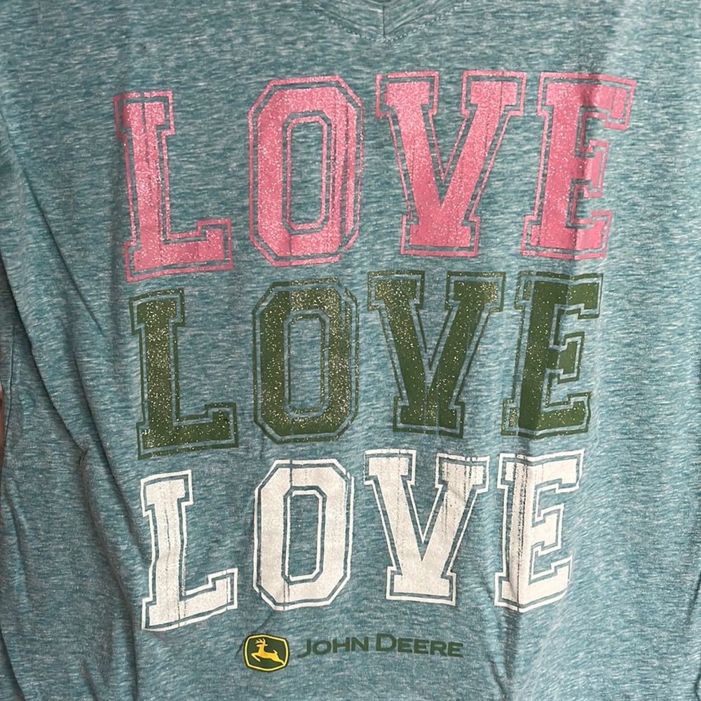 John Deere V-neck, Size small